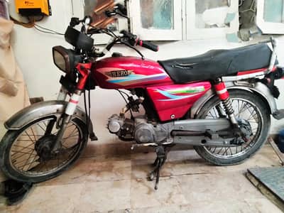 hero 2011 model orgnal condition seld engine 03188308655