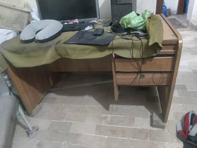 computer table
