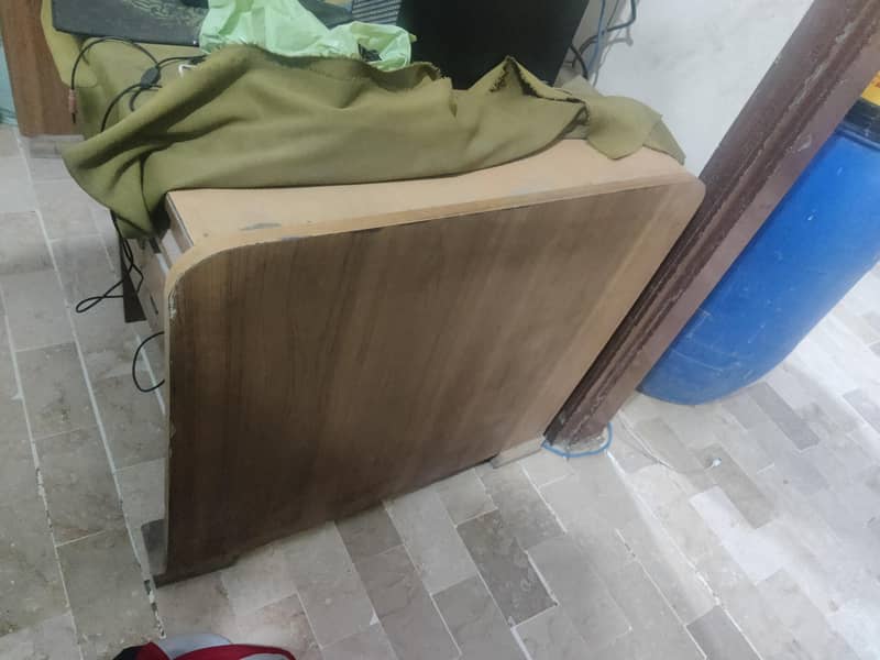 computer table 1