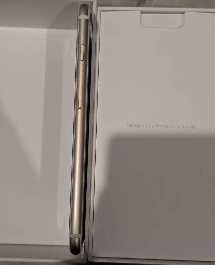 Apple iPhone 7 Plus 2