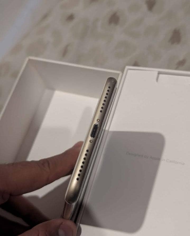 Apple iPhone 7 Plus 5