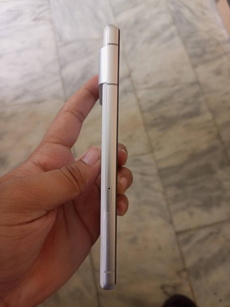 Google Pixel 7 2
