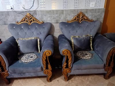 5 seater sofa in immaculate condition