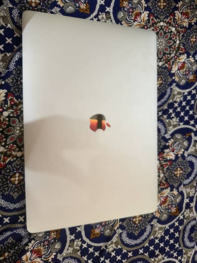 Macbook pro core i7