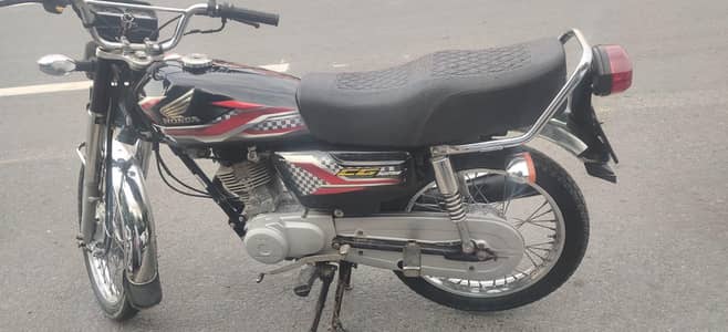 Honda CG125 2024 Model Black Clr Lush Condition