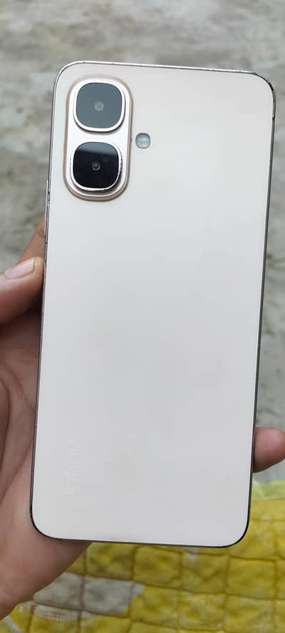 Infinix smart 10