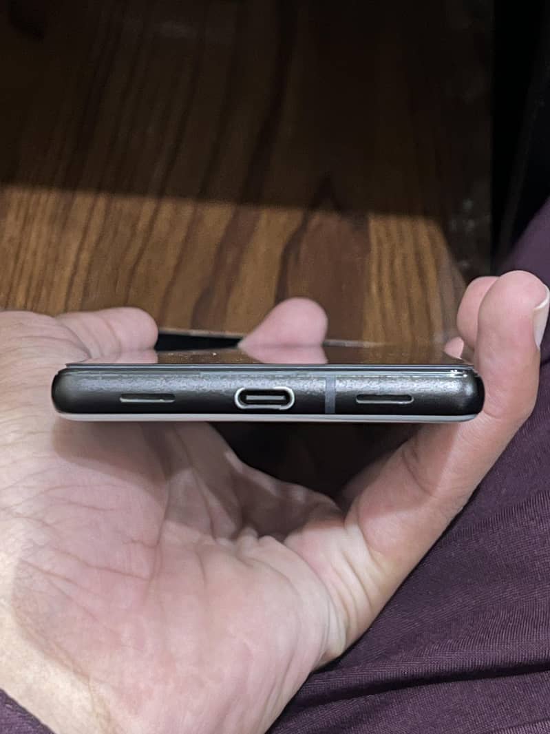 Google Pixel 6a 4