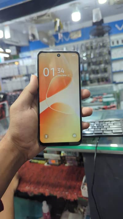 we are selling Infinix hot 60i 8/256