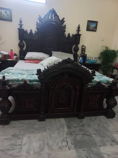 Haveli solid wood bed