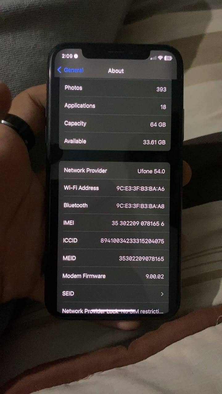 Apple iPhone X 3