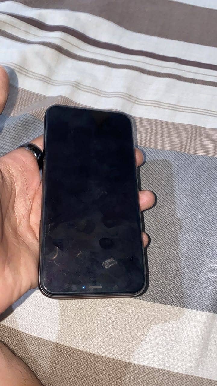 Apple iPhone X 6