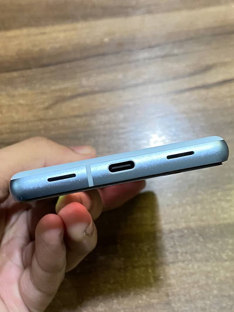 Google Pixel 7a 1