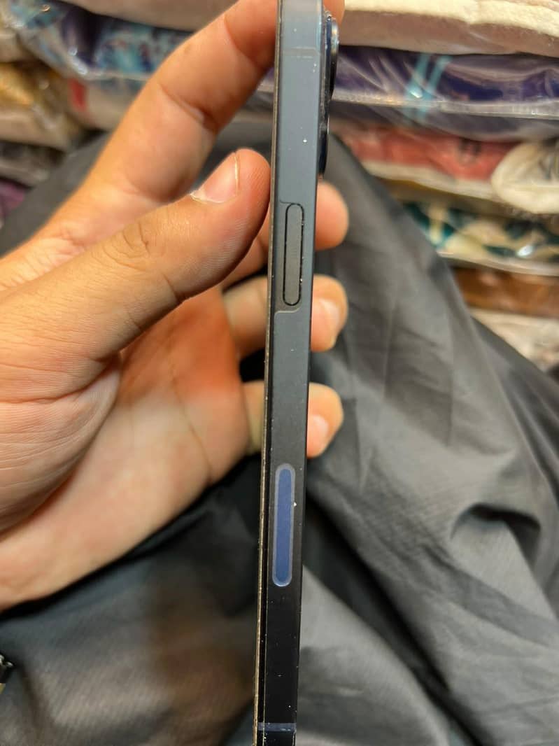 Apple iPhone 14 plus 4