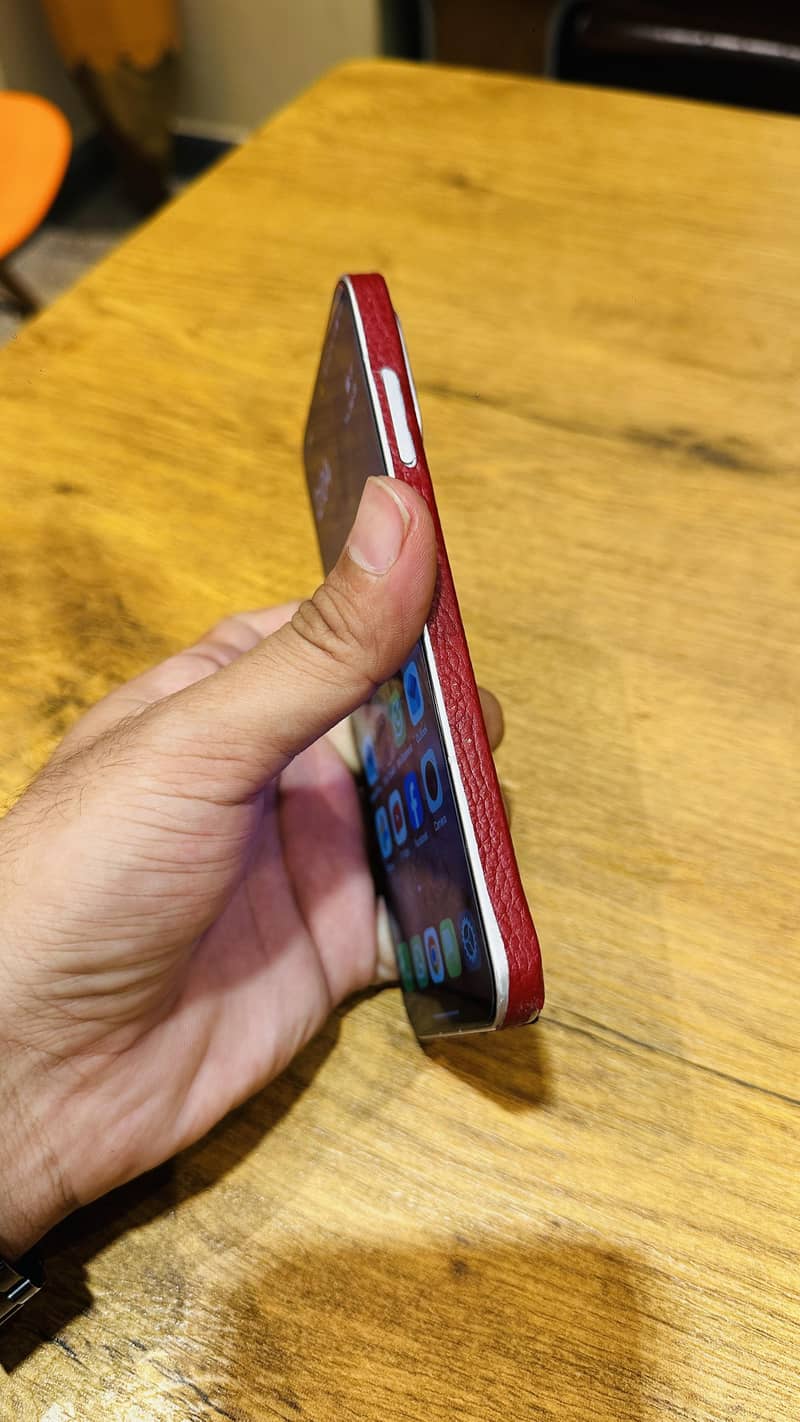 OnePlus 13T 2