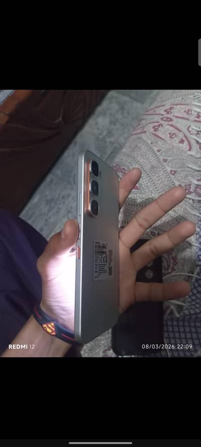 Infinix hot 60pro. 8plus 8 128