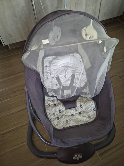 Baby auti swing