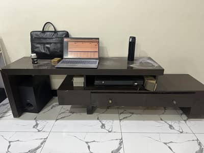 1 Table set