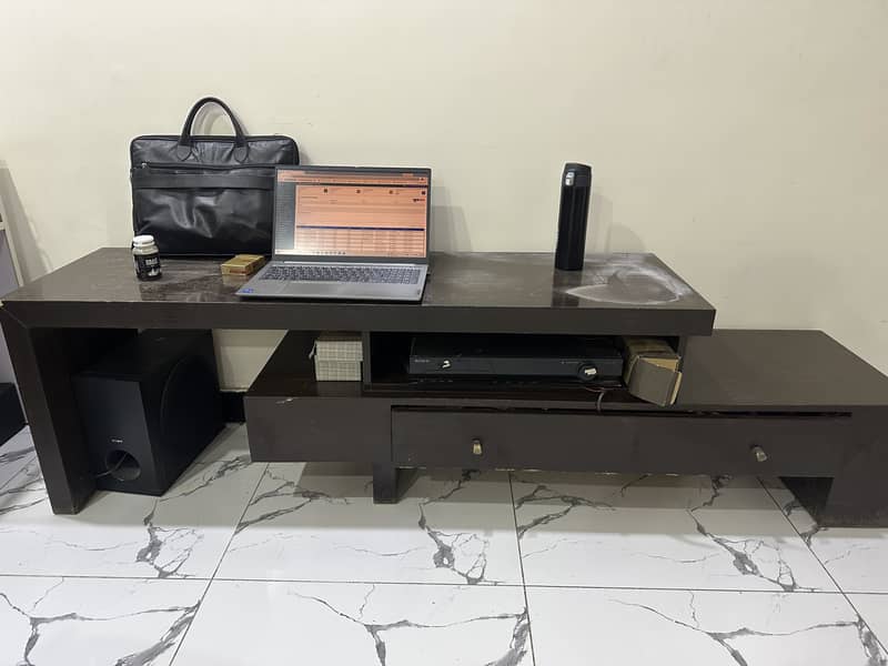 1 Table set 2