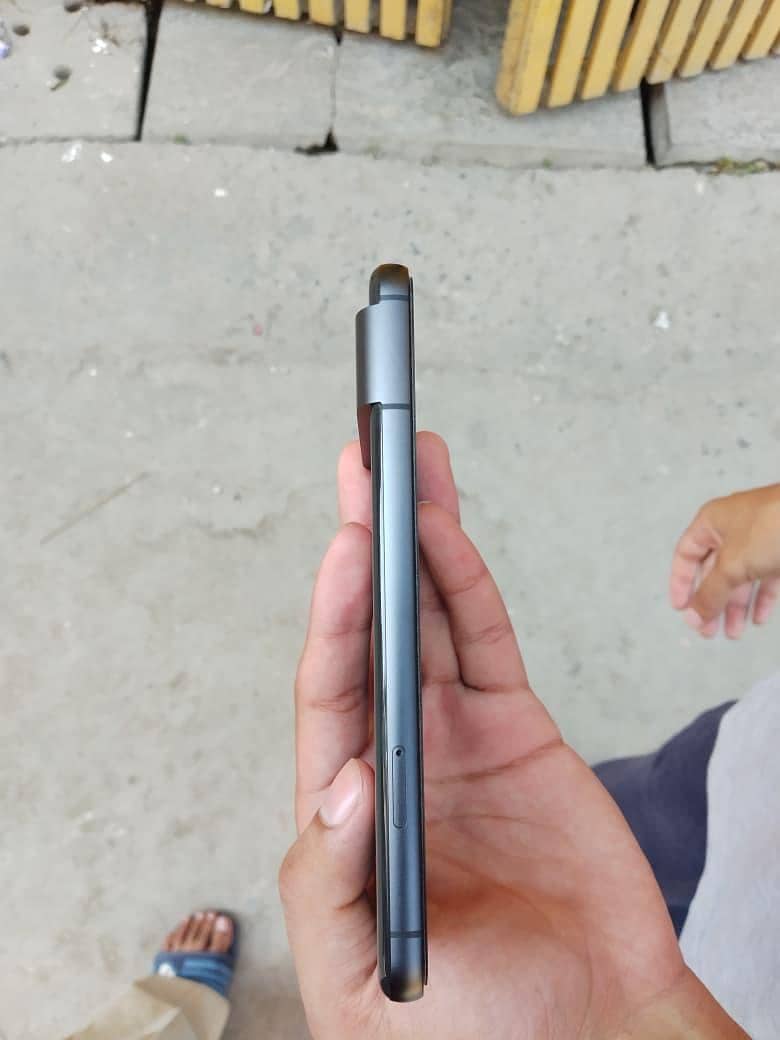 Google Pixel 8 2