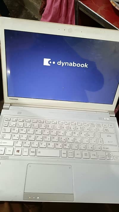 Toshiba laptop I5 4th generation 8/180ssd