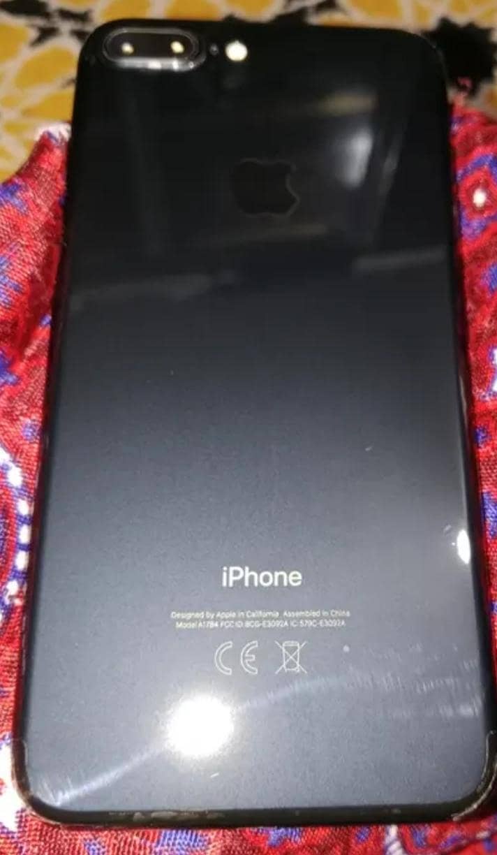 Apple iPhone 7 3