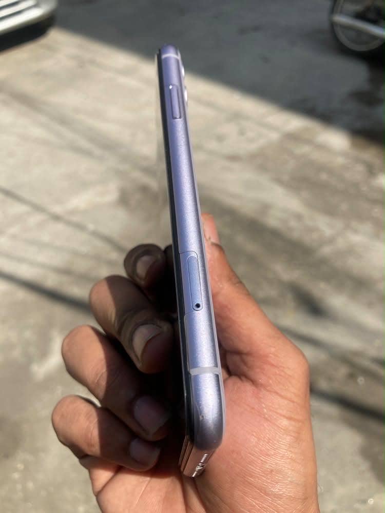 Apple iPhone 11 1