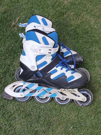 scating shoes