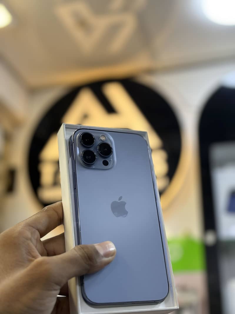 Apple iPhone 13 Pro Max 5
