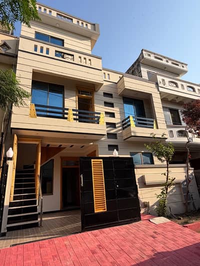 G-13 25x40 House available for sale