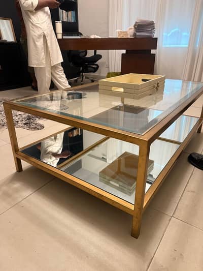 Metal Table (Golden)