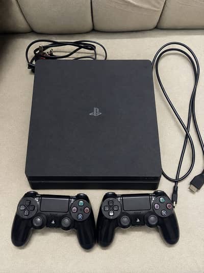 Ps4 slim [500GB] for sale