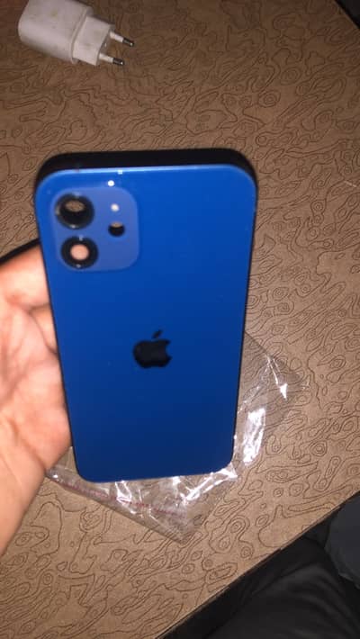 Apple iPhone 12