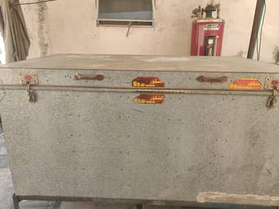 Used Storage trunk (paiti) for sale