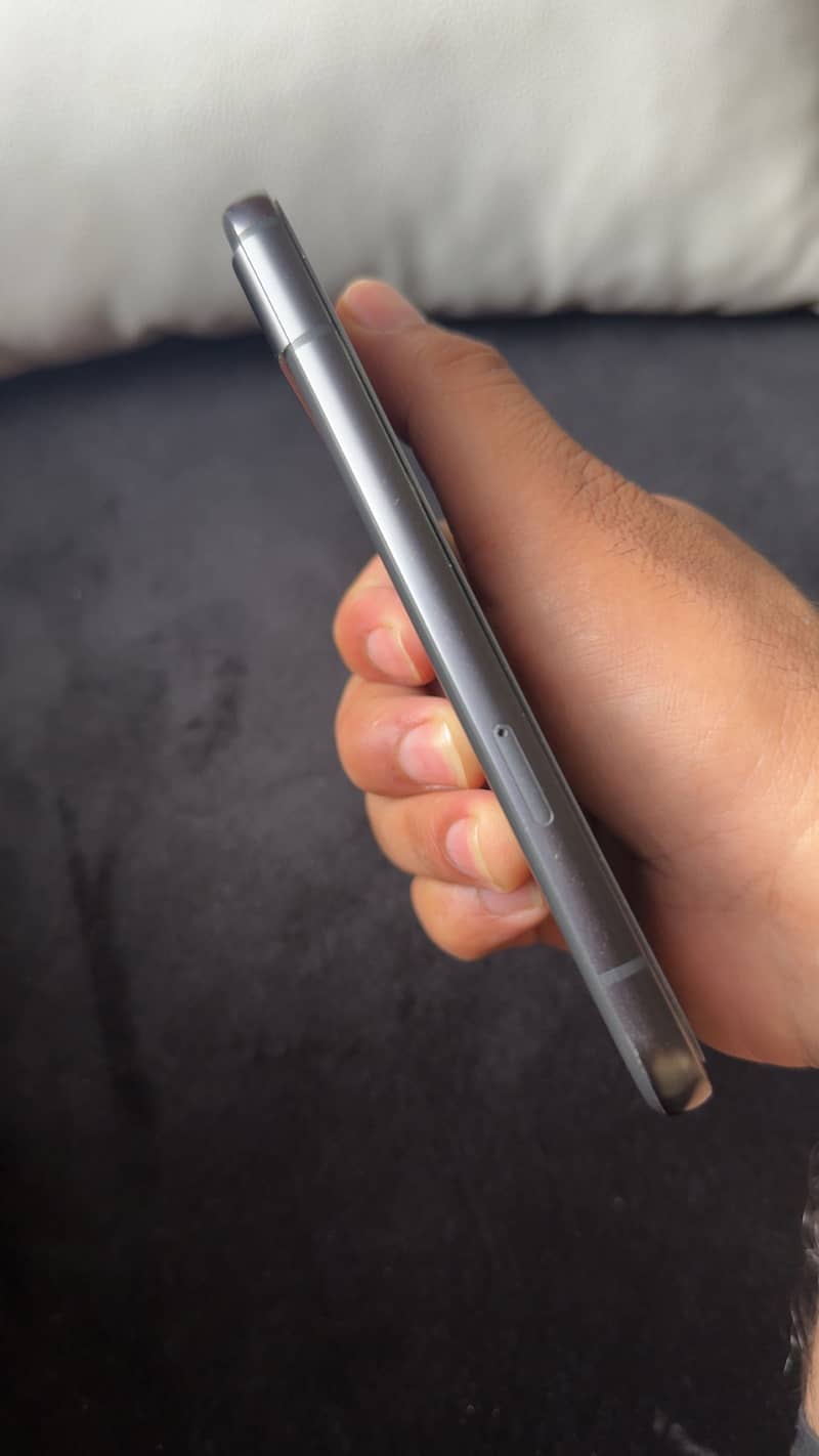 Google Pixel 8a 1