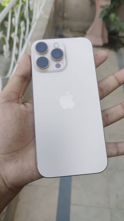 Apple iPhone 16 Pro Max jv