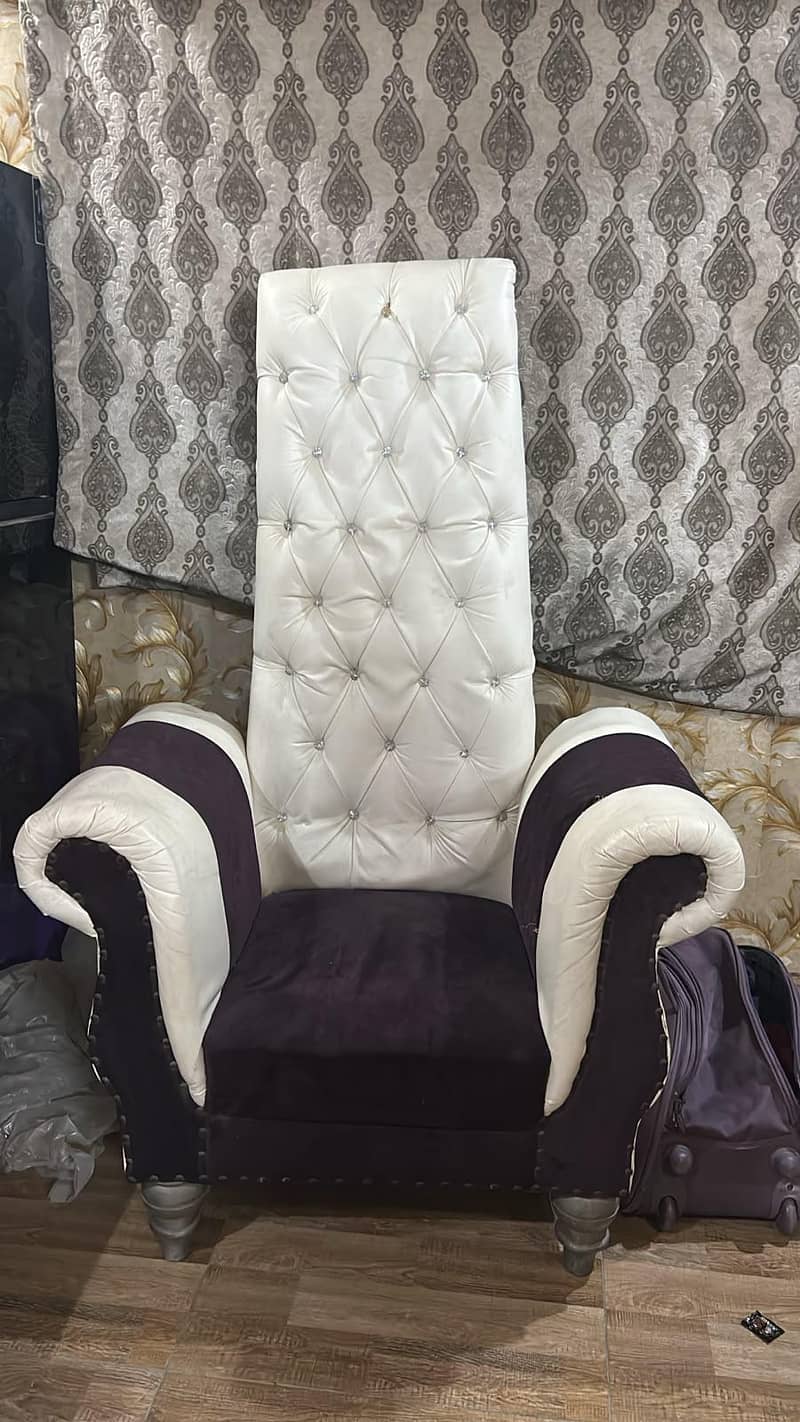 beatiful chairs 3