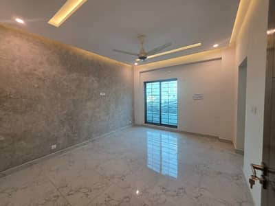 12 MARLA 4 Bed Apartment Available For Rent In Askari 10 Sector S.