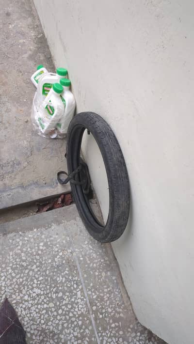 70 front tyre hai with tube
