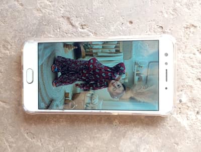 OPPO F3