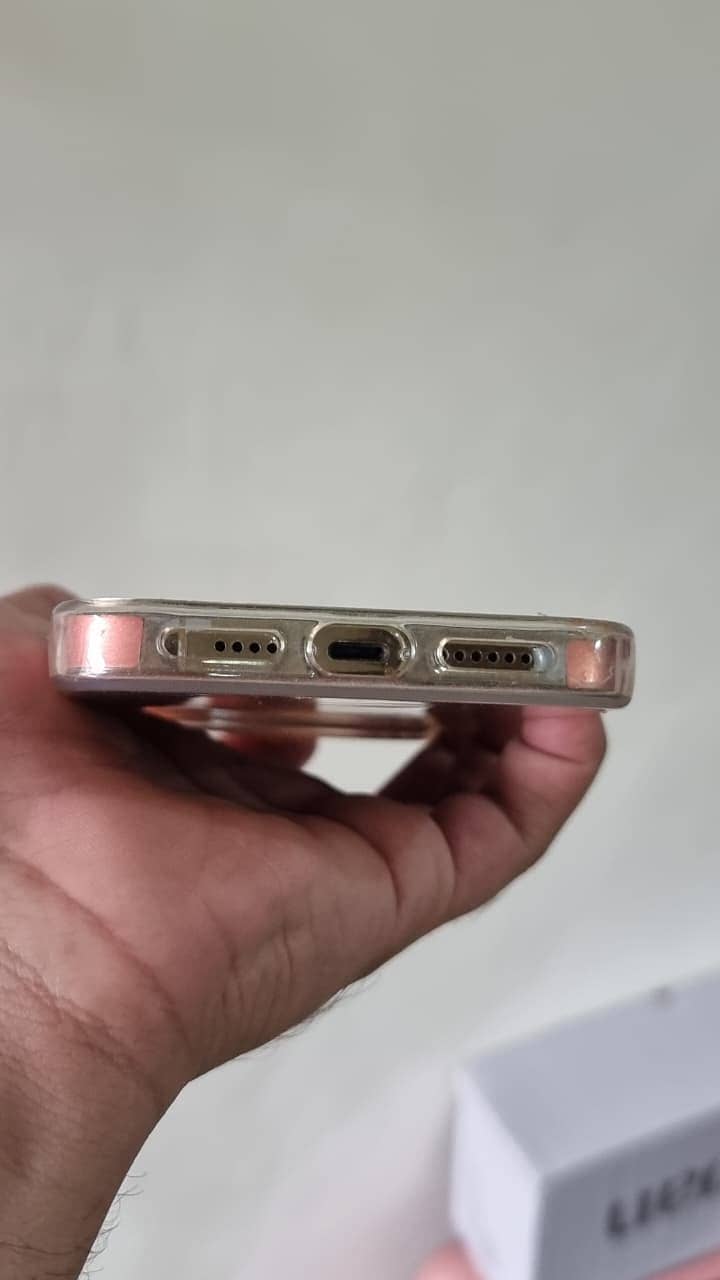 Apple iPhone 14 Pro Max 1