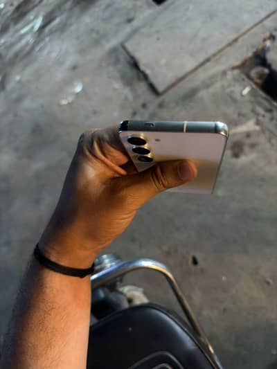Samsung Mobile S23