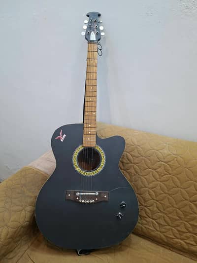 Acoustic Guitar Semi Electric (With Volume Tone) & Amiplifier Connect