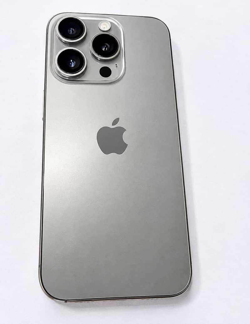 Apple iPhone 15 Pro 5