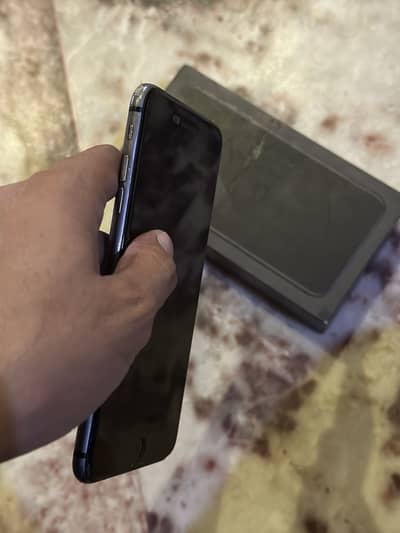 Apple iPhone 8 Plus