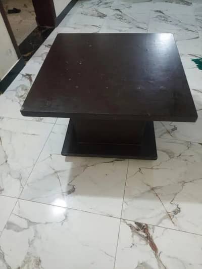 Stylish Brown Center Table 0/3/4/8/1/7/9/5/1/2/3