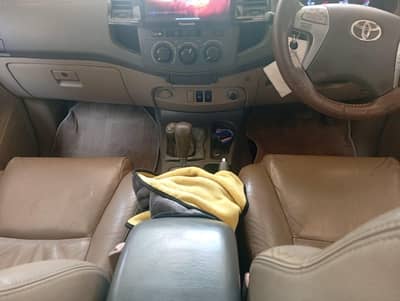 Toyota Fortuner 2014