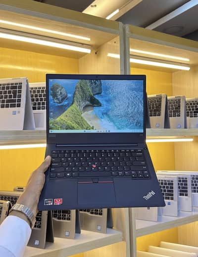 Ryzen 5 3500u Lenovo thinkpad equal to i7.10th genration