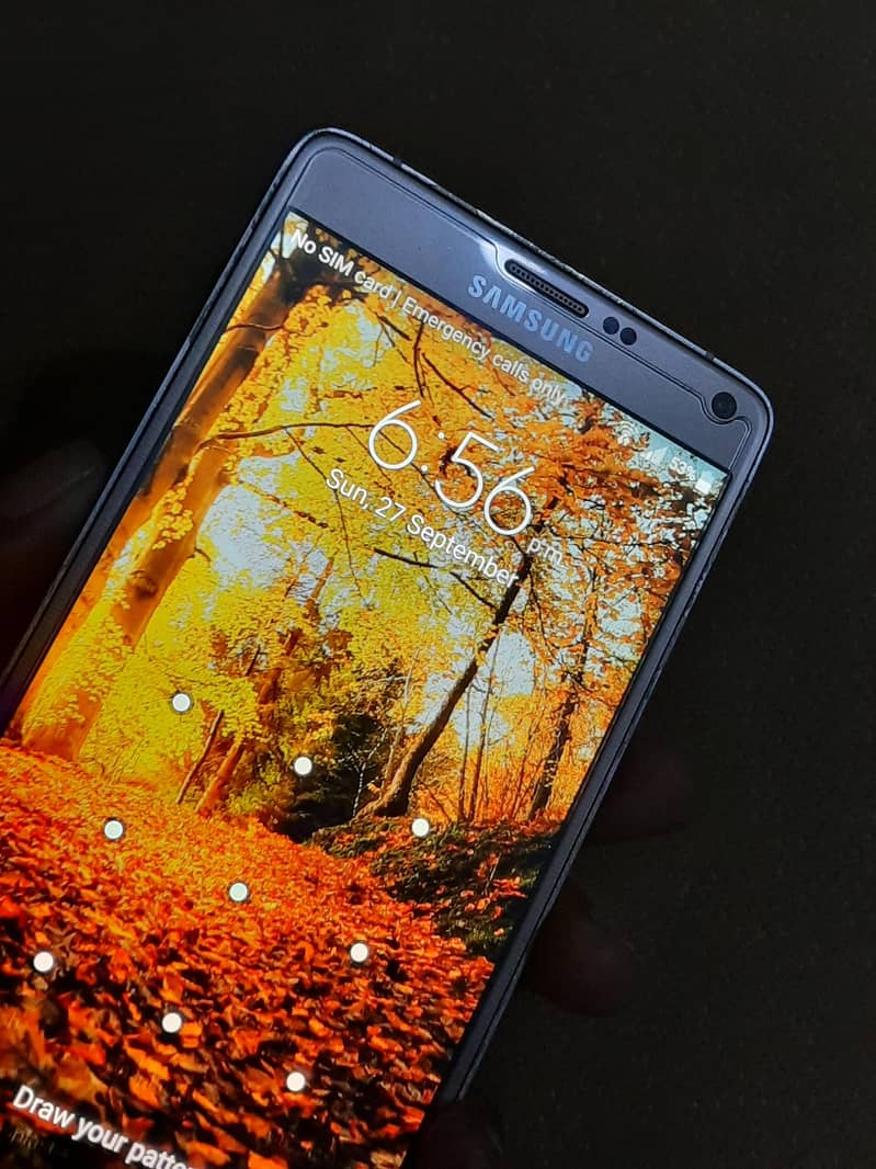 Samsung Mobile Note4 0