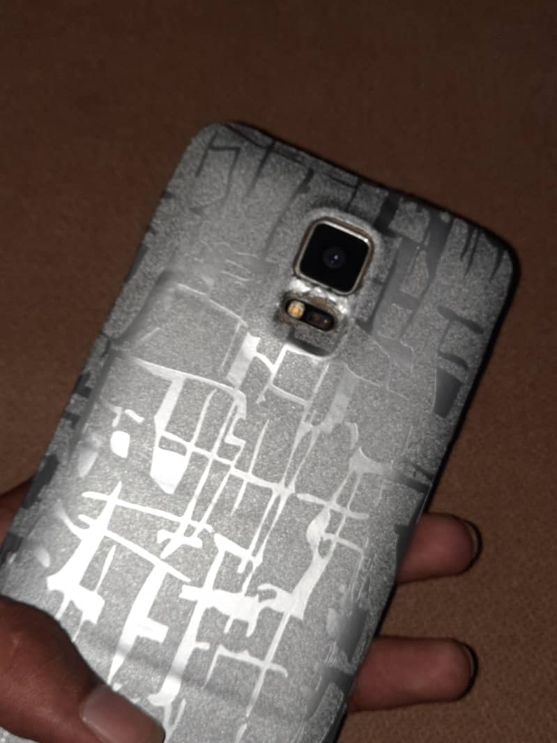 Samsung Mobile Note4 1