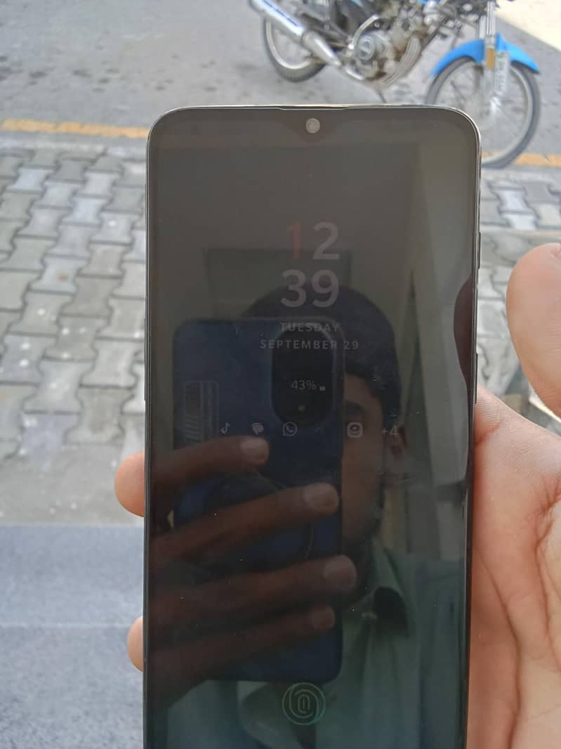 One Plus 6T 3